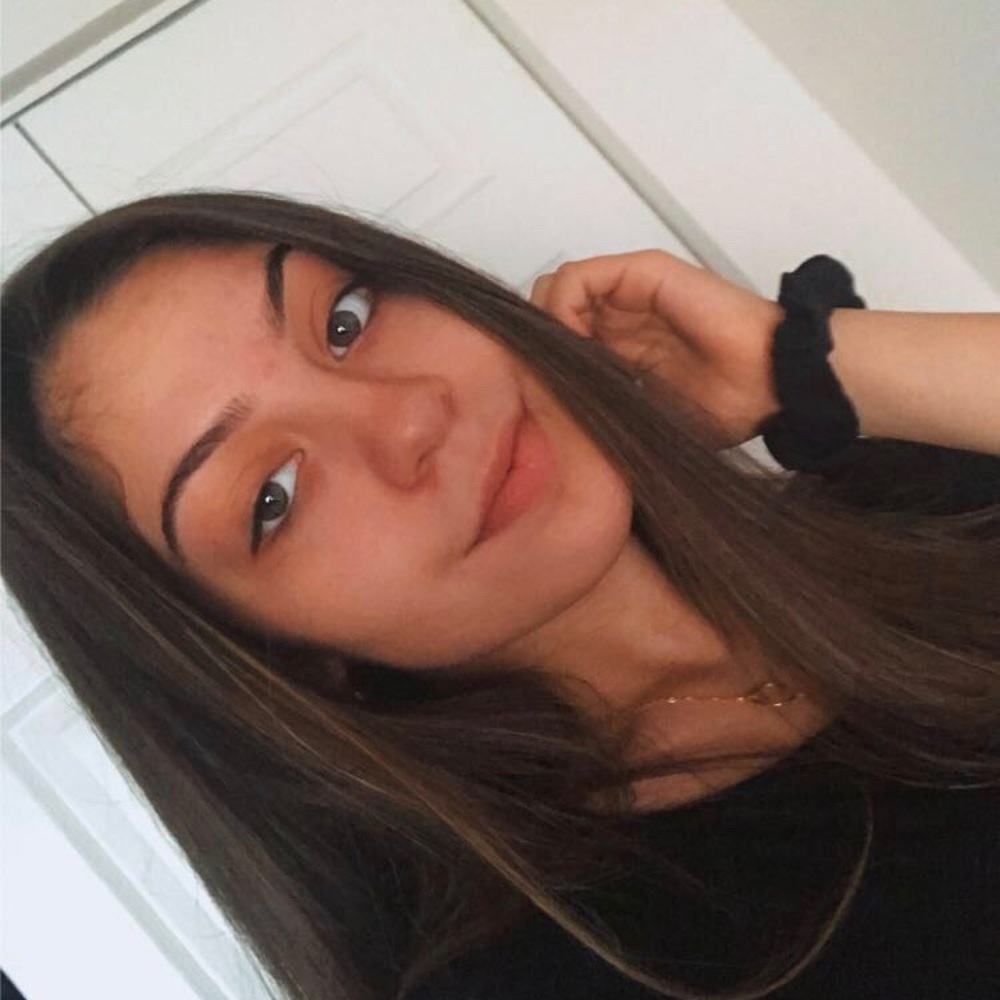 Meet your Posher, Kayla